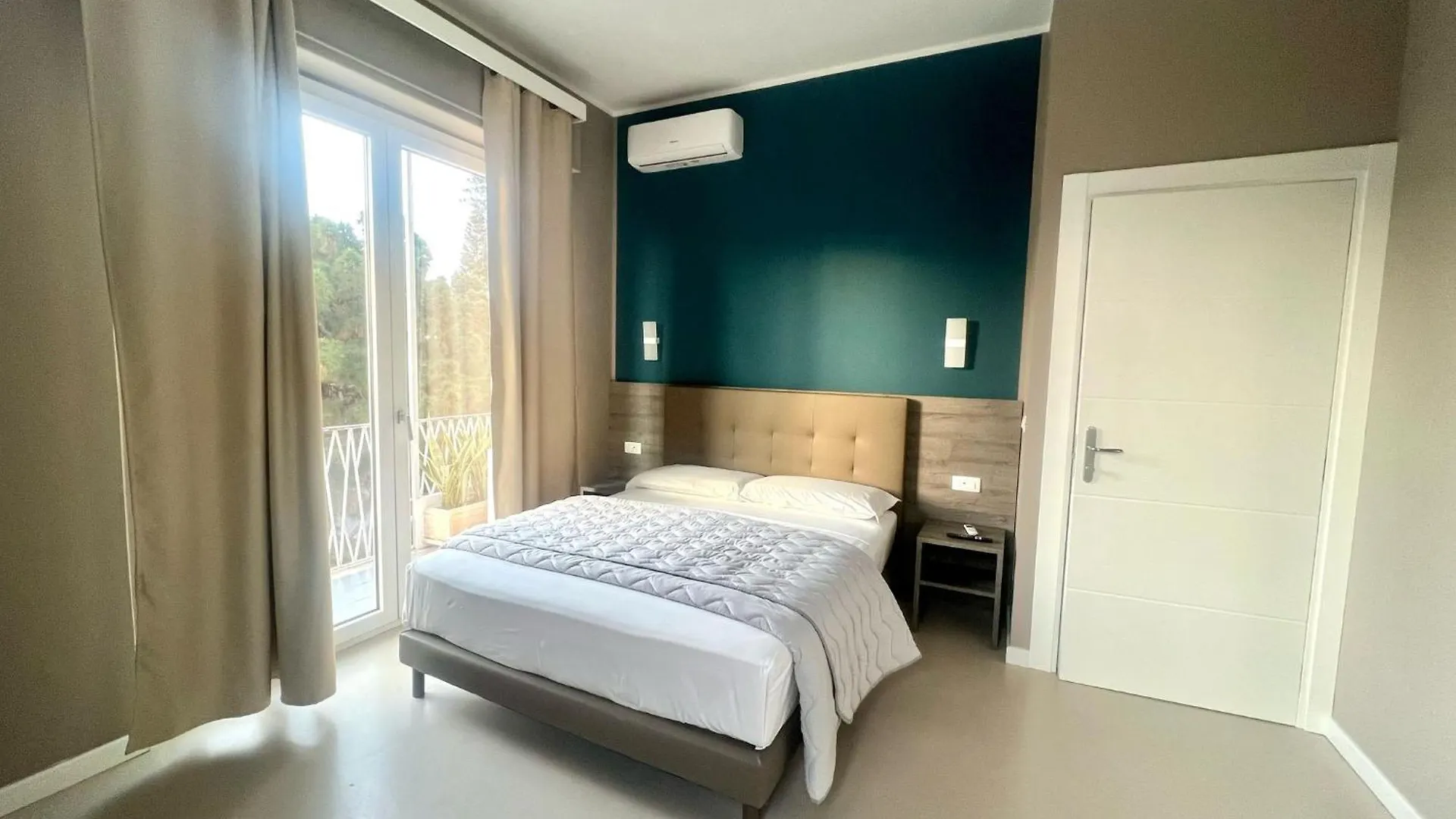 Bed & Breakfast Sunset Guest House Reggio Calabria Italy