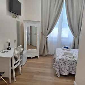 Evergreen 5*, Rome Italy